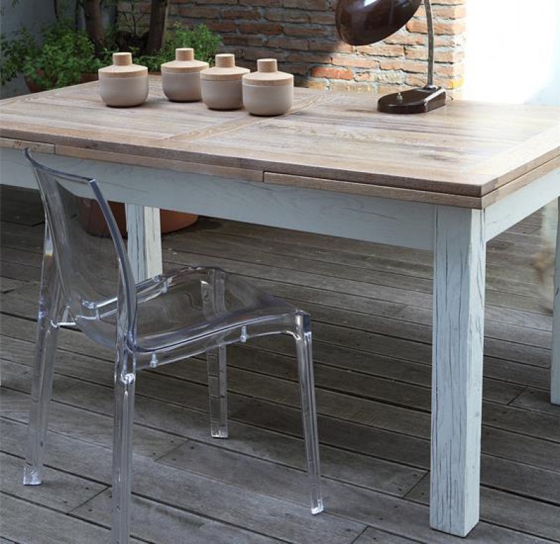 Devina Nais - M15 - Tavolo Tara