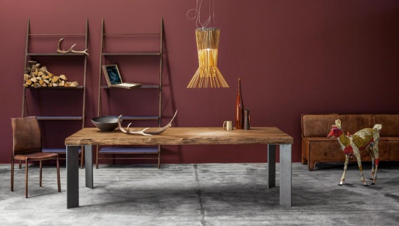 Devina Nais - Free Table - Master - Mod1