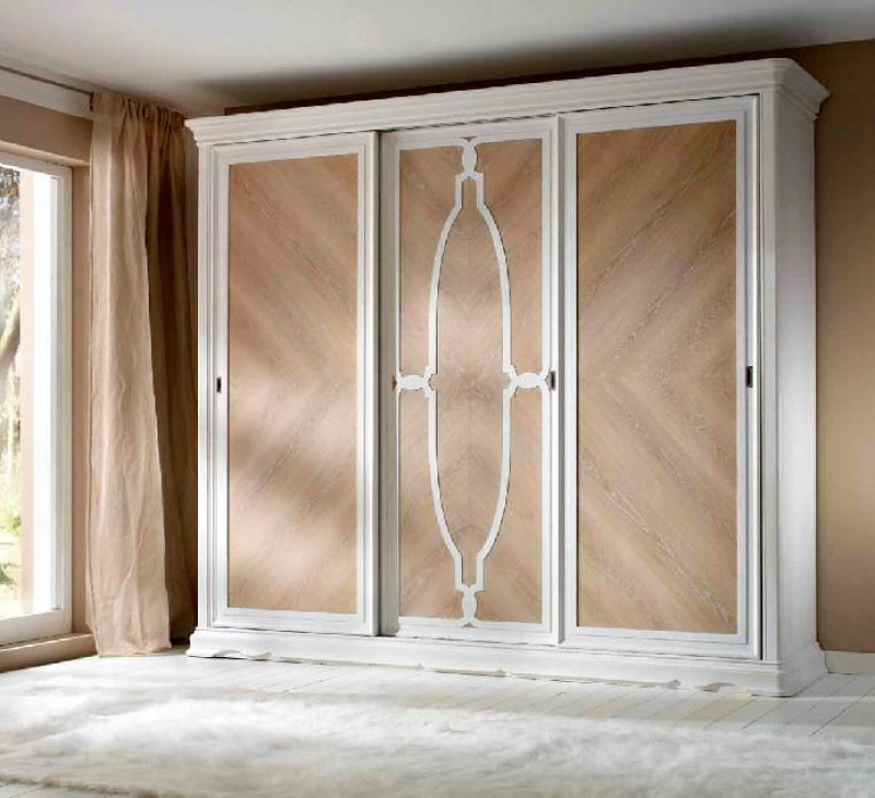 Conte d'Ancien - Armadio collezione Divina