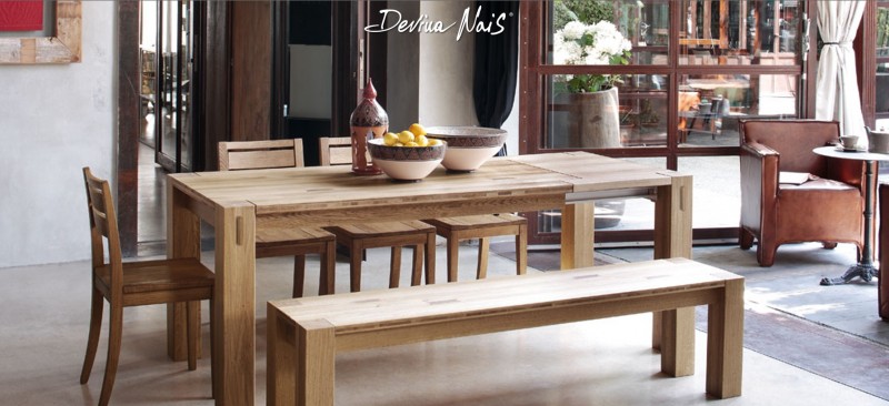 Devina Nais - Tavolo coll. Eclettica 2013